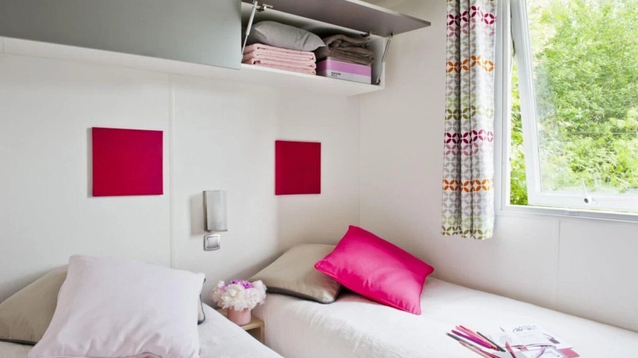 Photo of Bedroom in Louvie Juzon