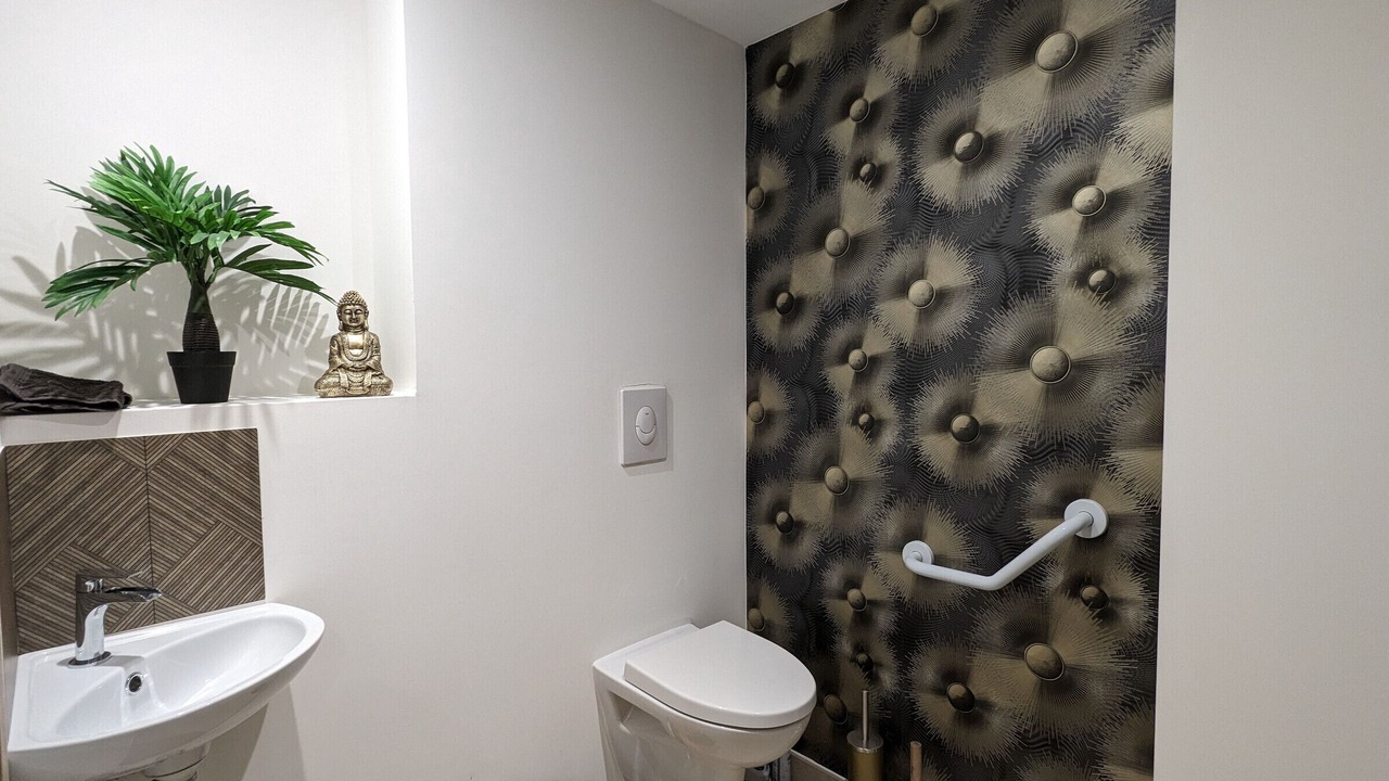 Photo of Bathroom in Spincourt