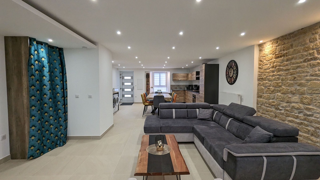 Photo of Livingroom in Spincourt