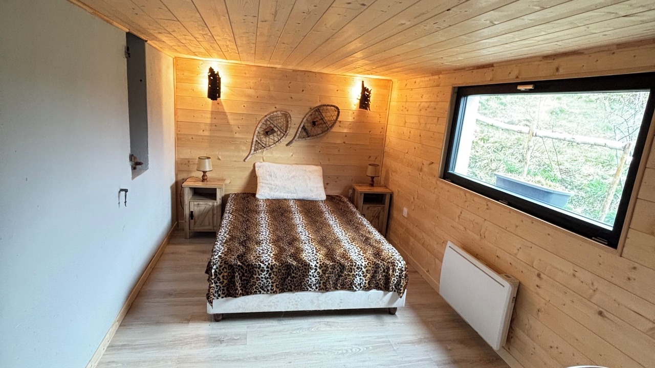 Photo of Bedroom in Camurac