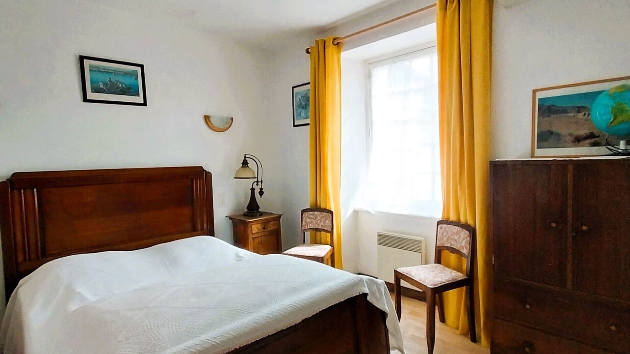 Photo of Bedroom in Tregon