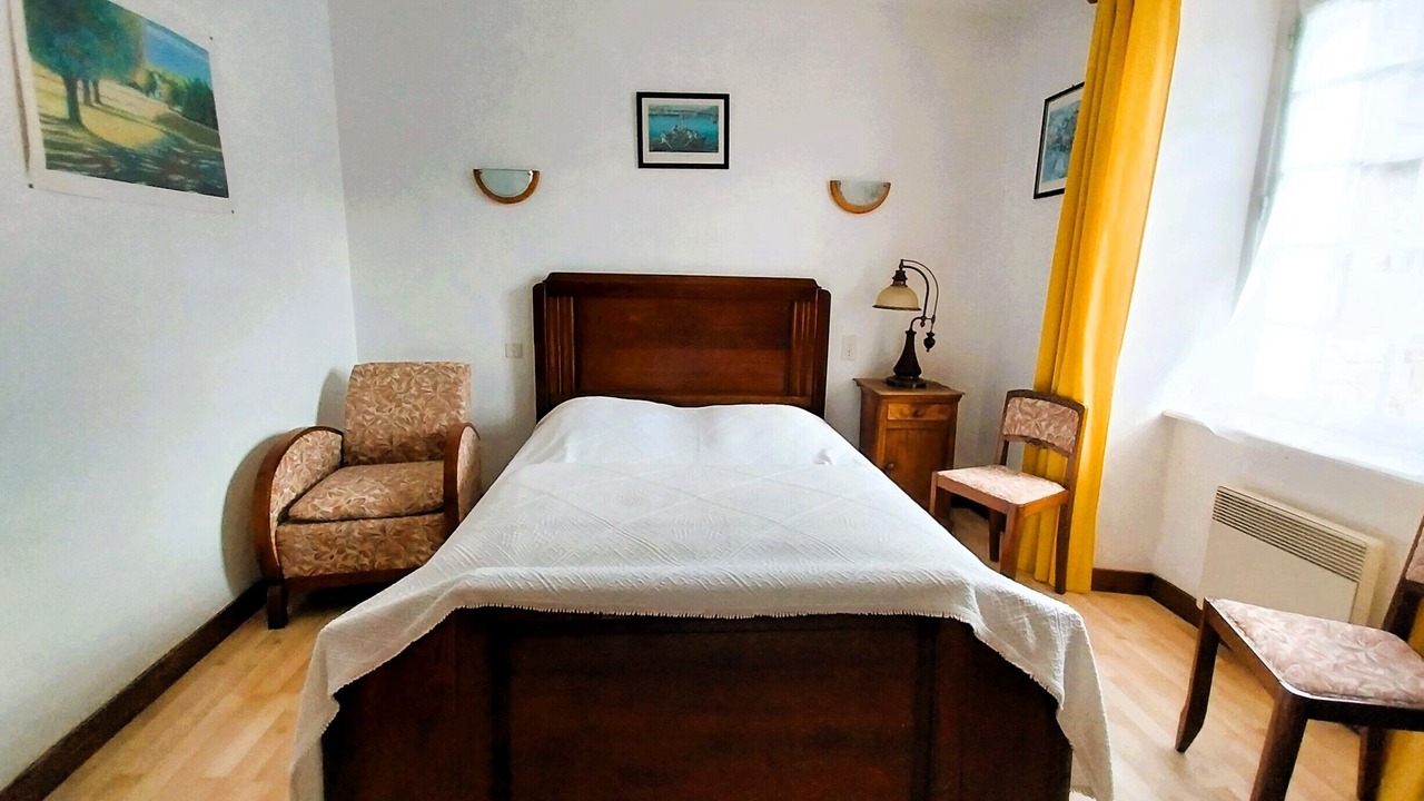 Photo of Bedroom in Tregon