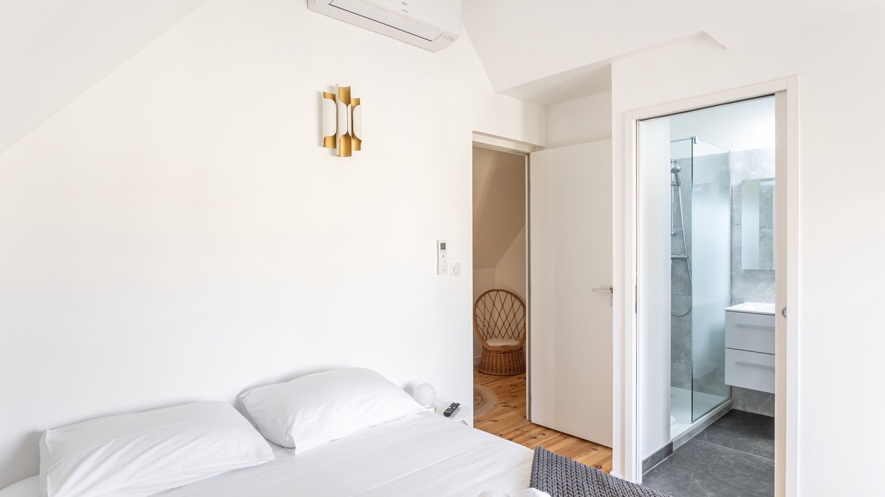 Photo of Bedroom in Sables-d'Or-les-Pins