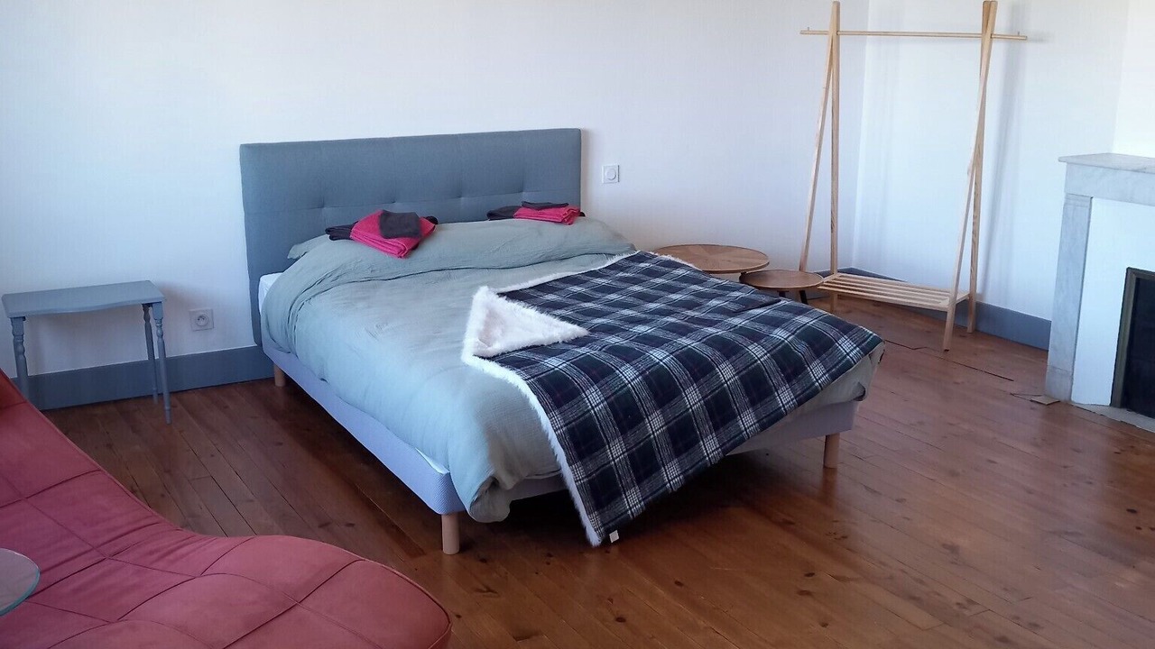 Photo of Bedroom in Aignan