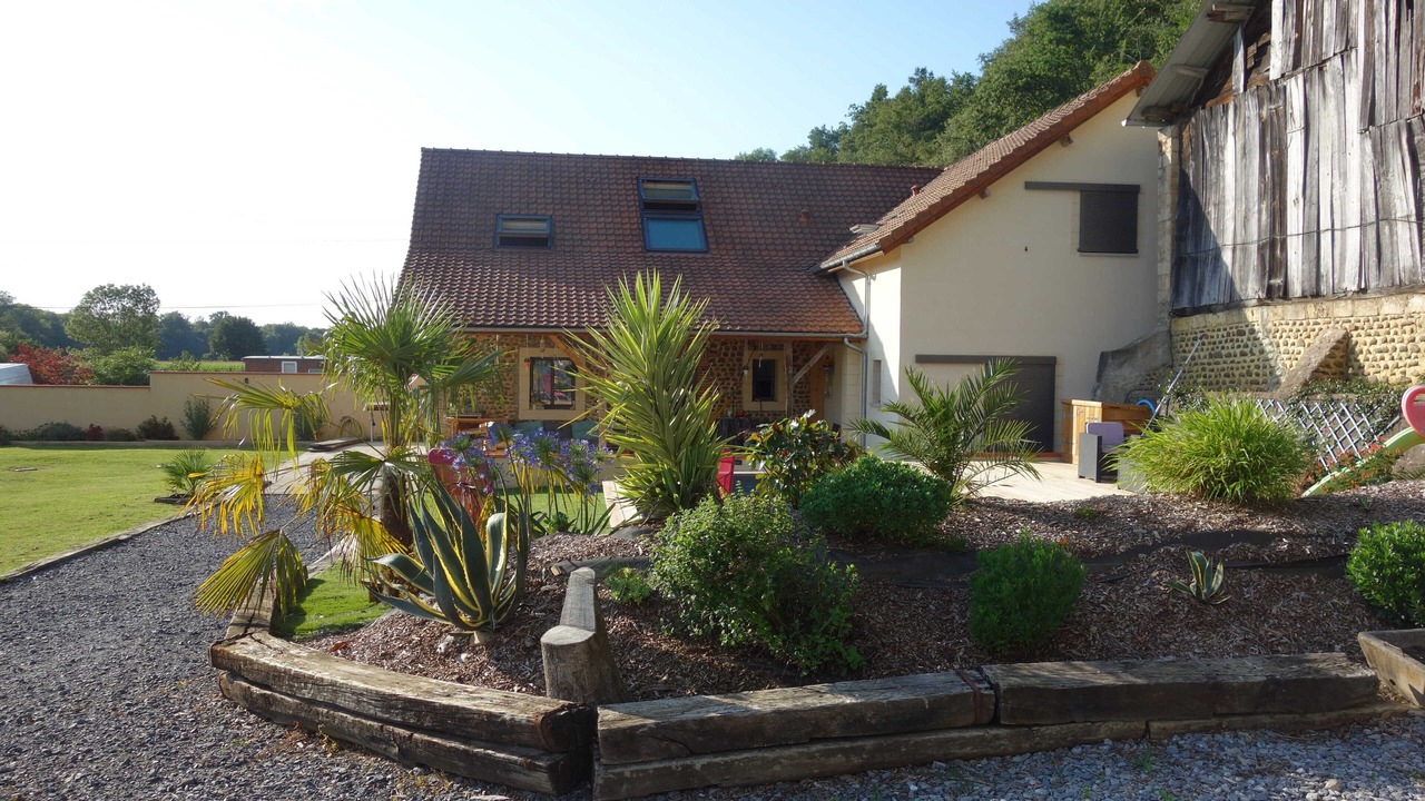 Photo of Outdoor in Theze