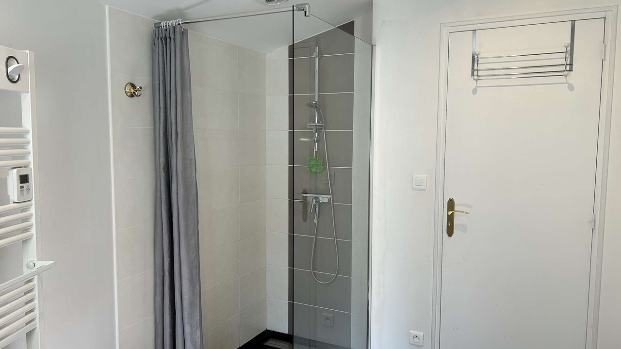 Photo of Bathroom in Frehel
