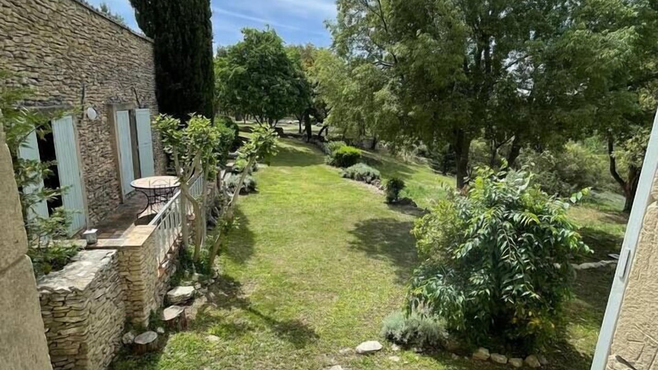 Photo of Outdoor in Saumane-de-Vaucluse
