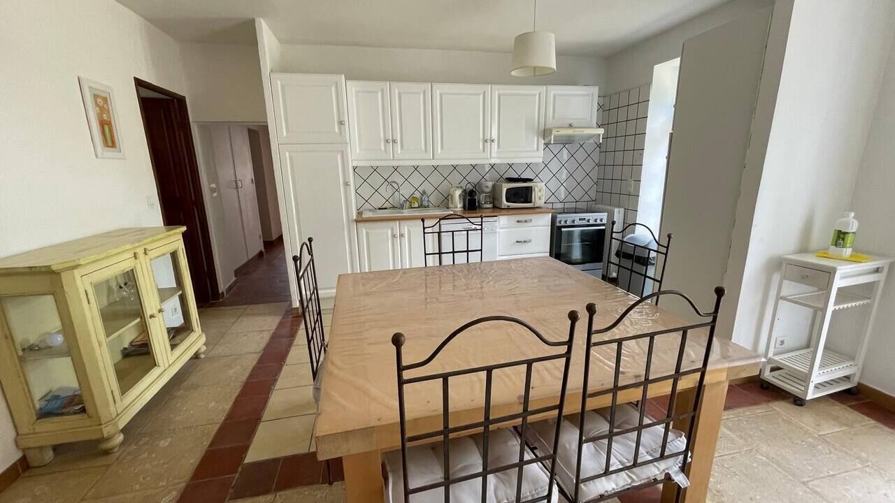 Photo of Kitchen in Saumane-de-Vaucluse