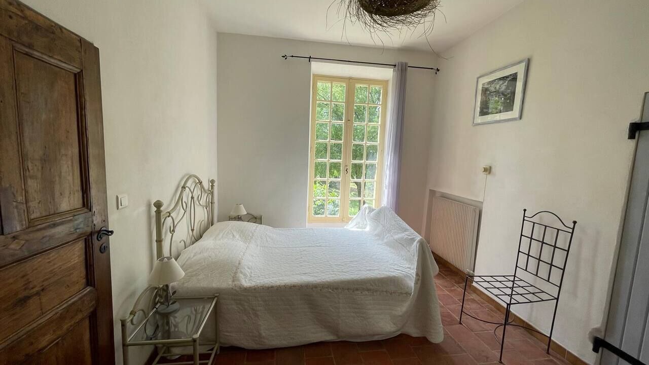 Photo of Bedroom in Saumane-de-Vaucluse