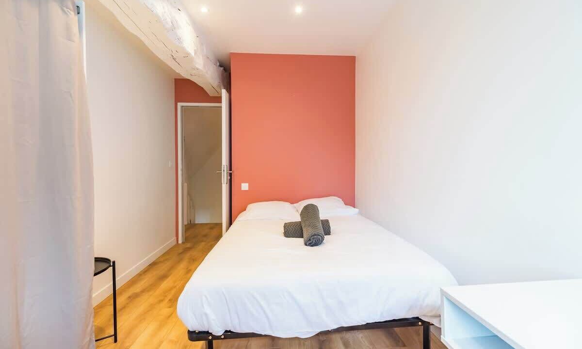 Photo of Bedroom in Guingamp
