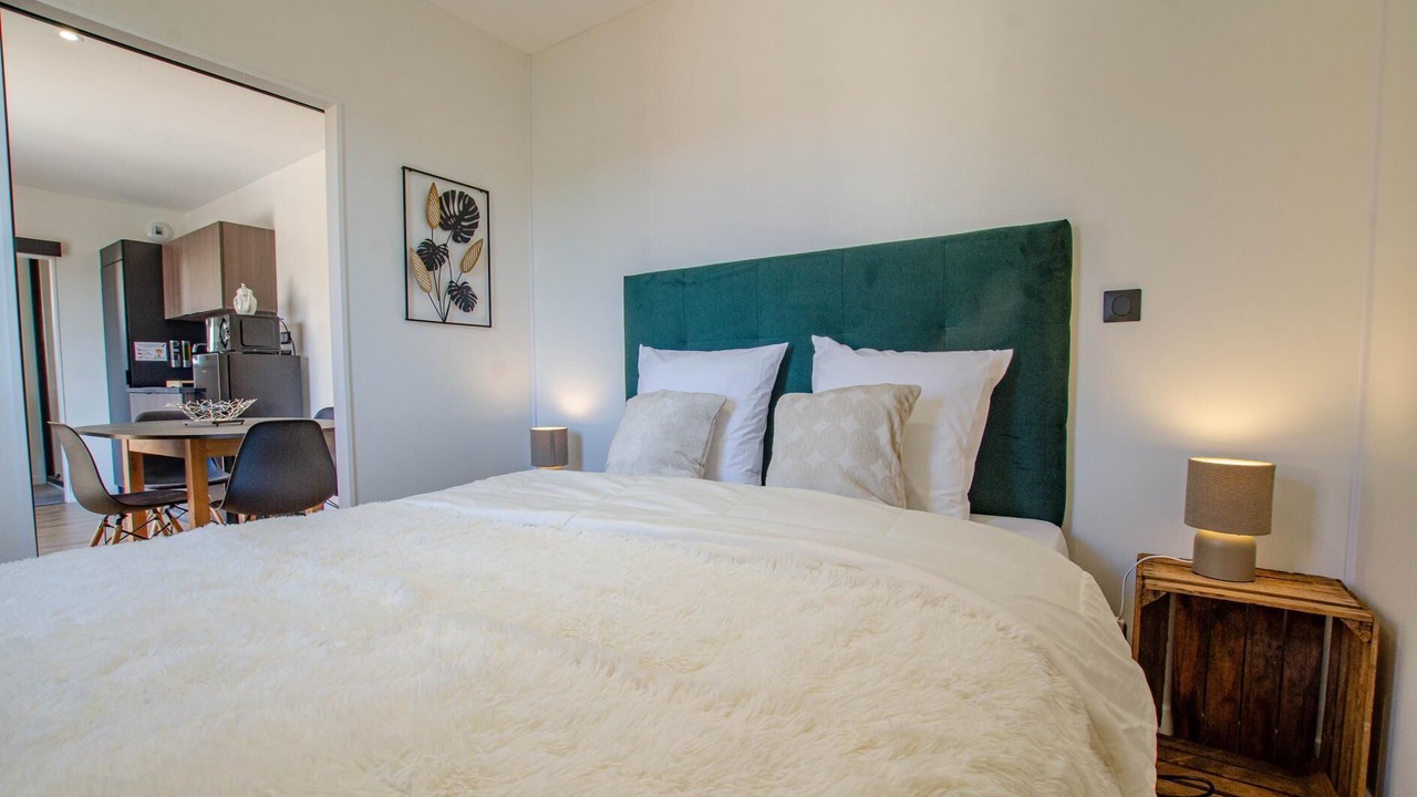 Photo of Bedroom in Arsonval