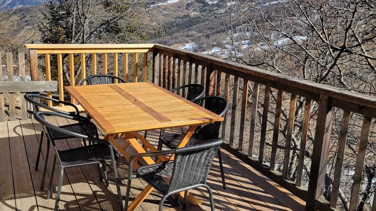 Photo of Outdoor in Enchastrayes