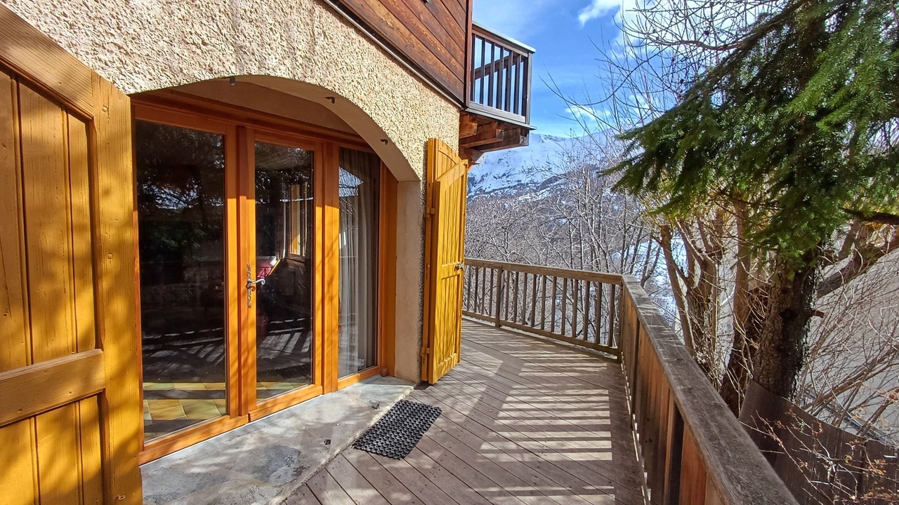 Photo of Patio Balcony in Enchastrayes