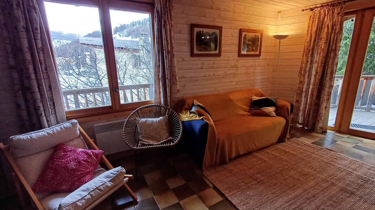 Photo of Livingroom in Enchastrayes