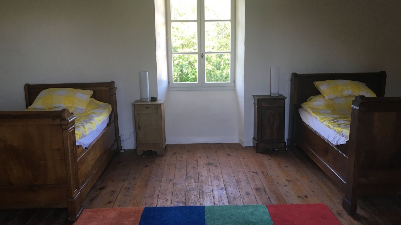 Photo of Bedroom in Estampes