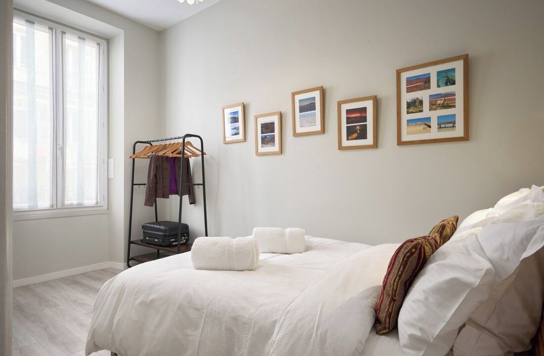 Photo of Bedroom in Musicians Quarter