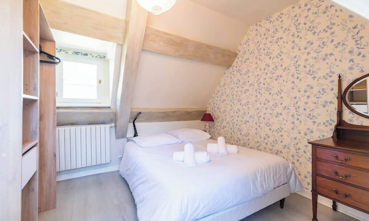 Photo of Bedroom in Lannion