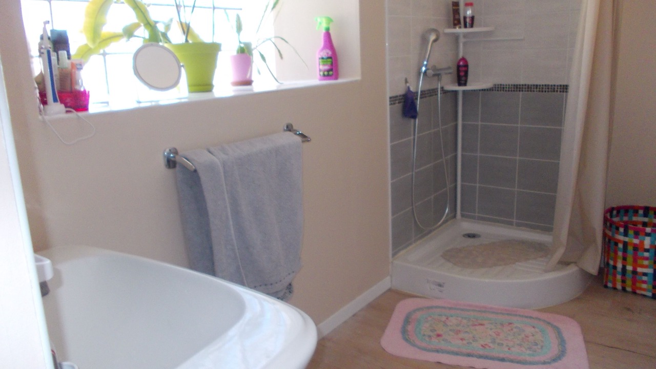 Photo of Bathroom in Sost