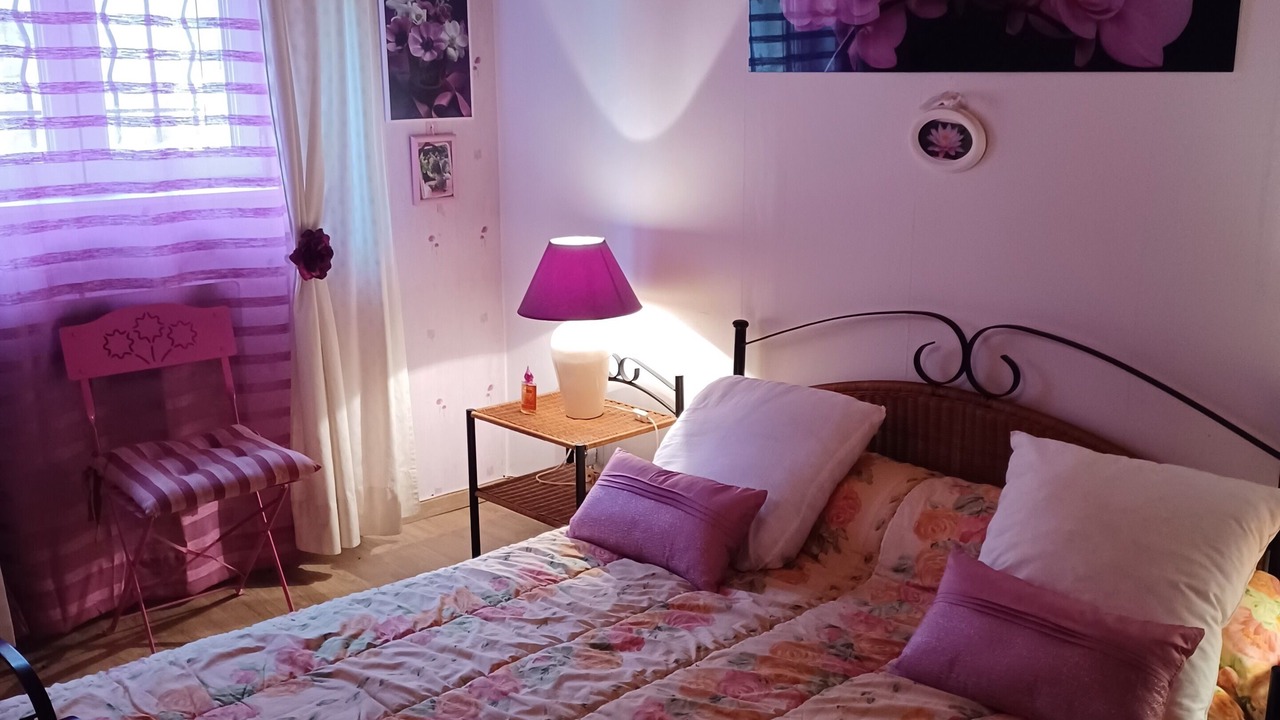 Photo of Bedroom in Sost
