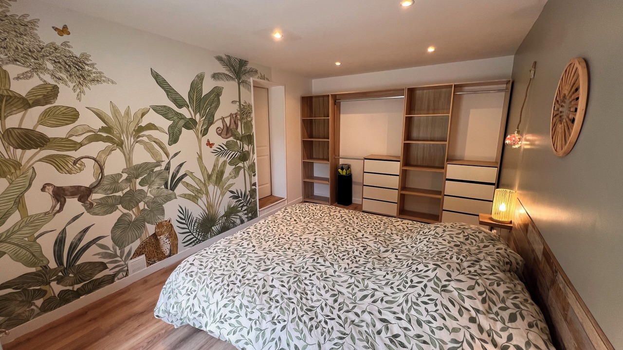 Photo of Bedroom in Saint-Julien-les-Villas