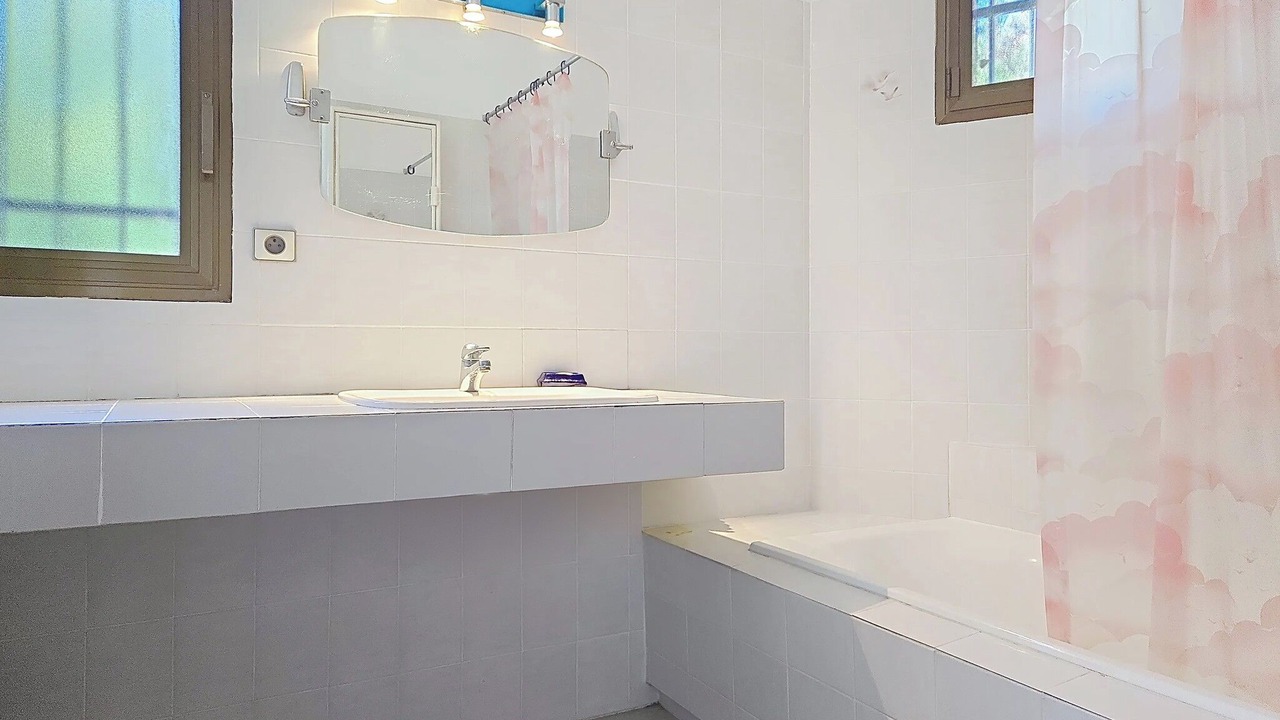 Photo of Bathroom in Vallauris