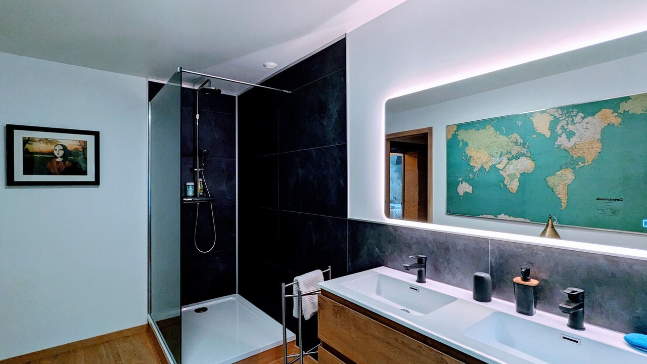 Photo of Bathroom in Mouzay