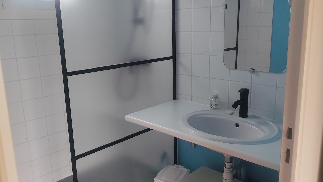Photo of Bathroom in Giffaumont-Champaubert