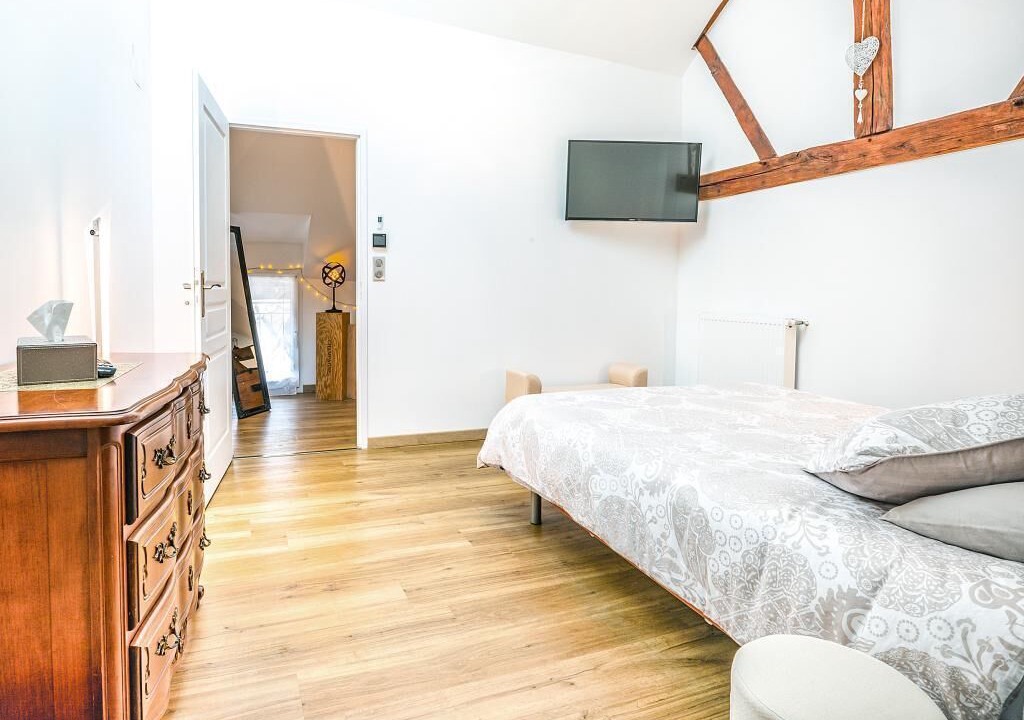 Photo of Bedroom in Le Mesnil-sur-Oger
