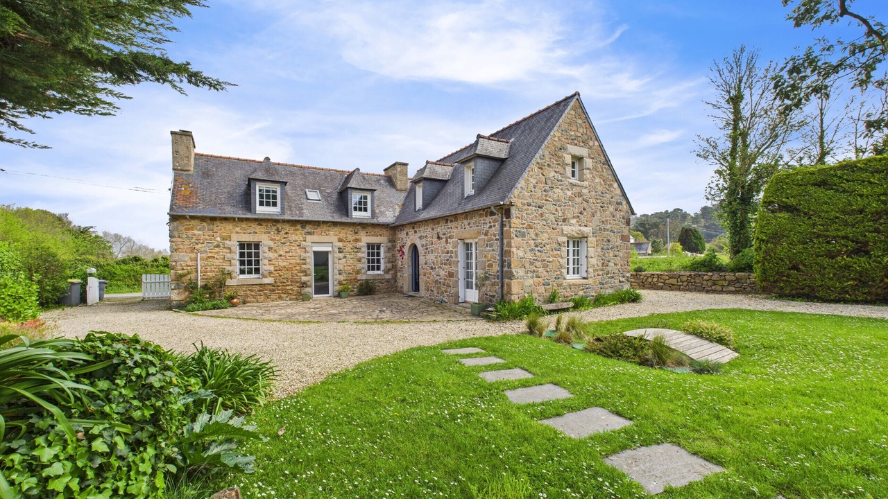 Photo of Outdoor in Plougrescant
