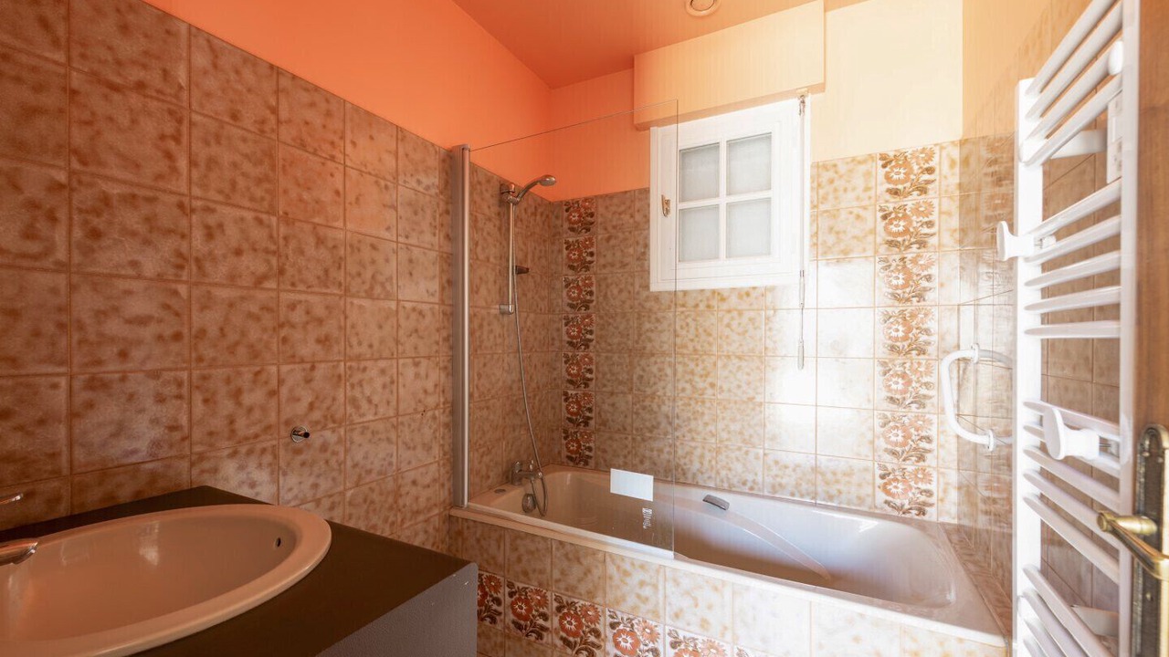 Photo of Bathroom in Plougrescant