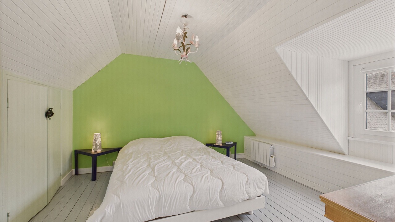 Photo of Bedroom in Plougrescant