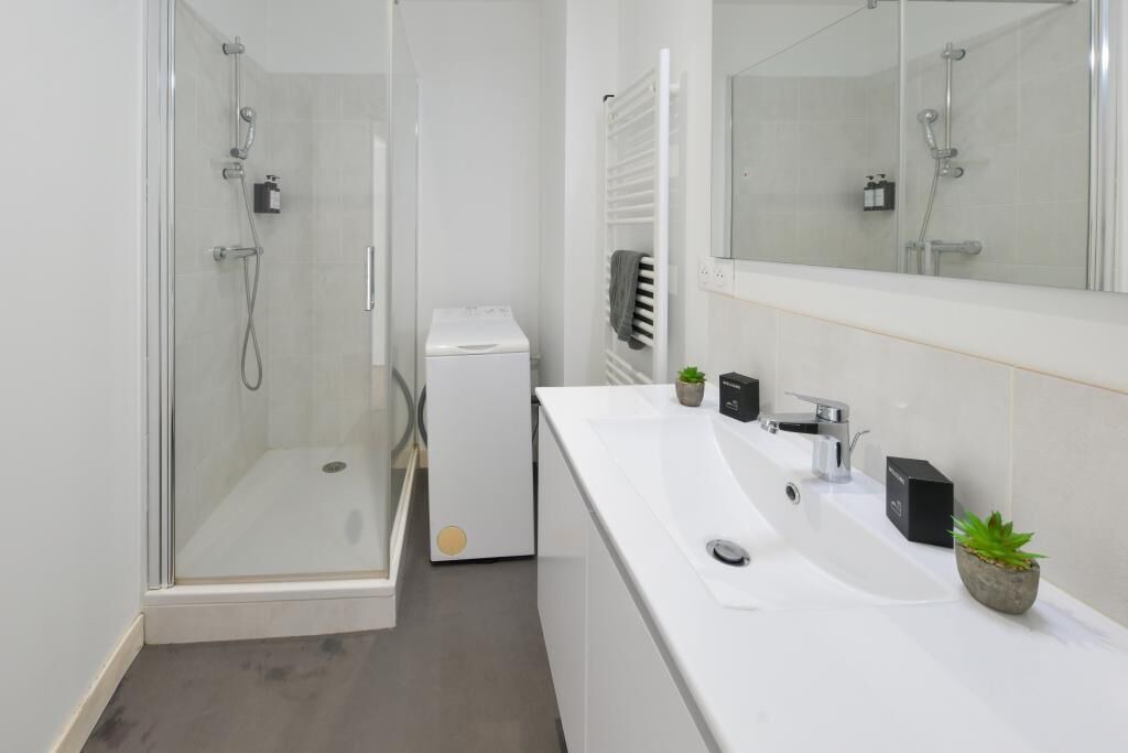 Photo of Bathroom in Centre Ville