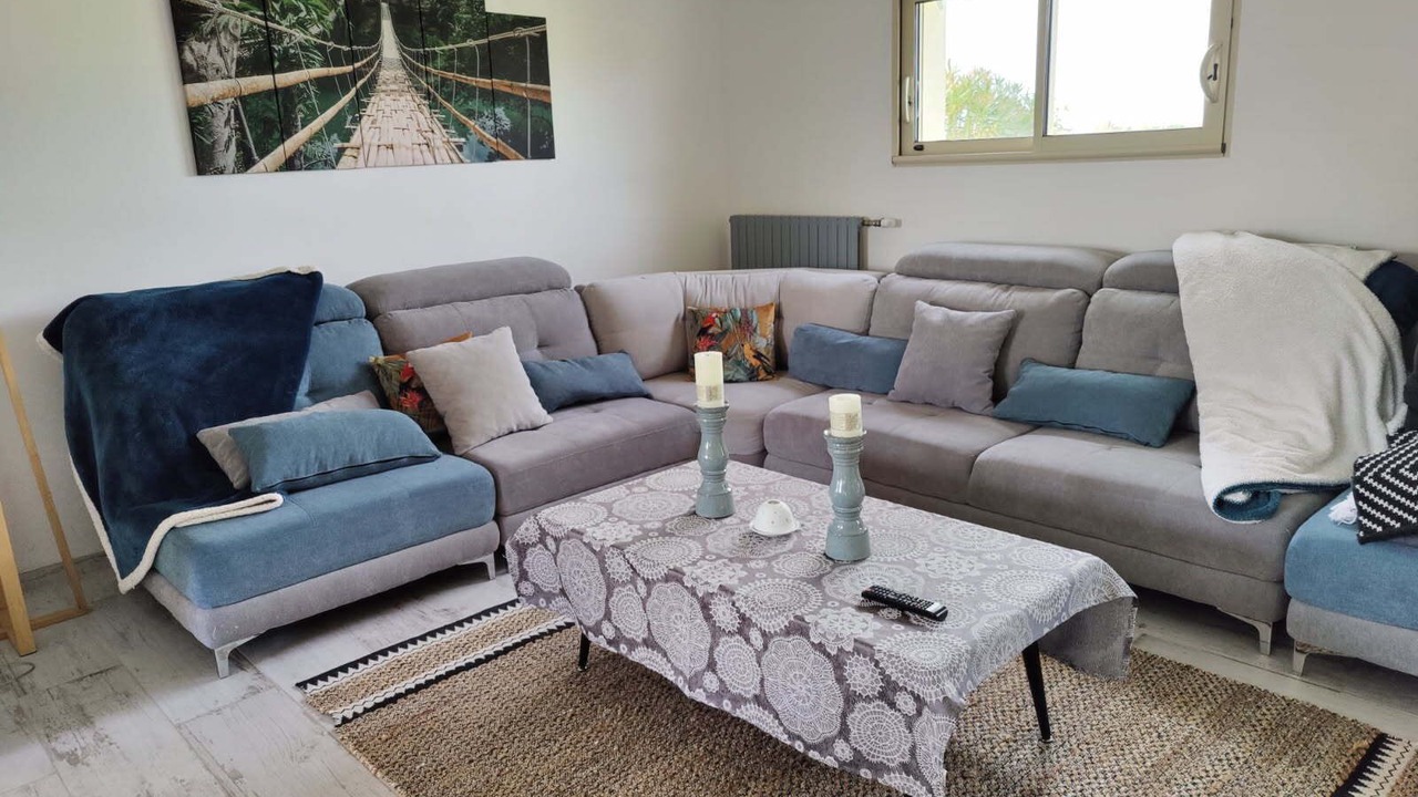 Photo of Livingroom in Frehel