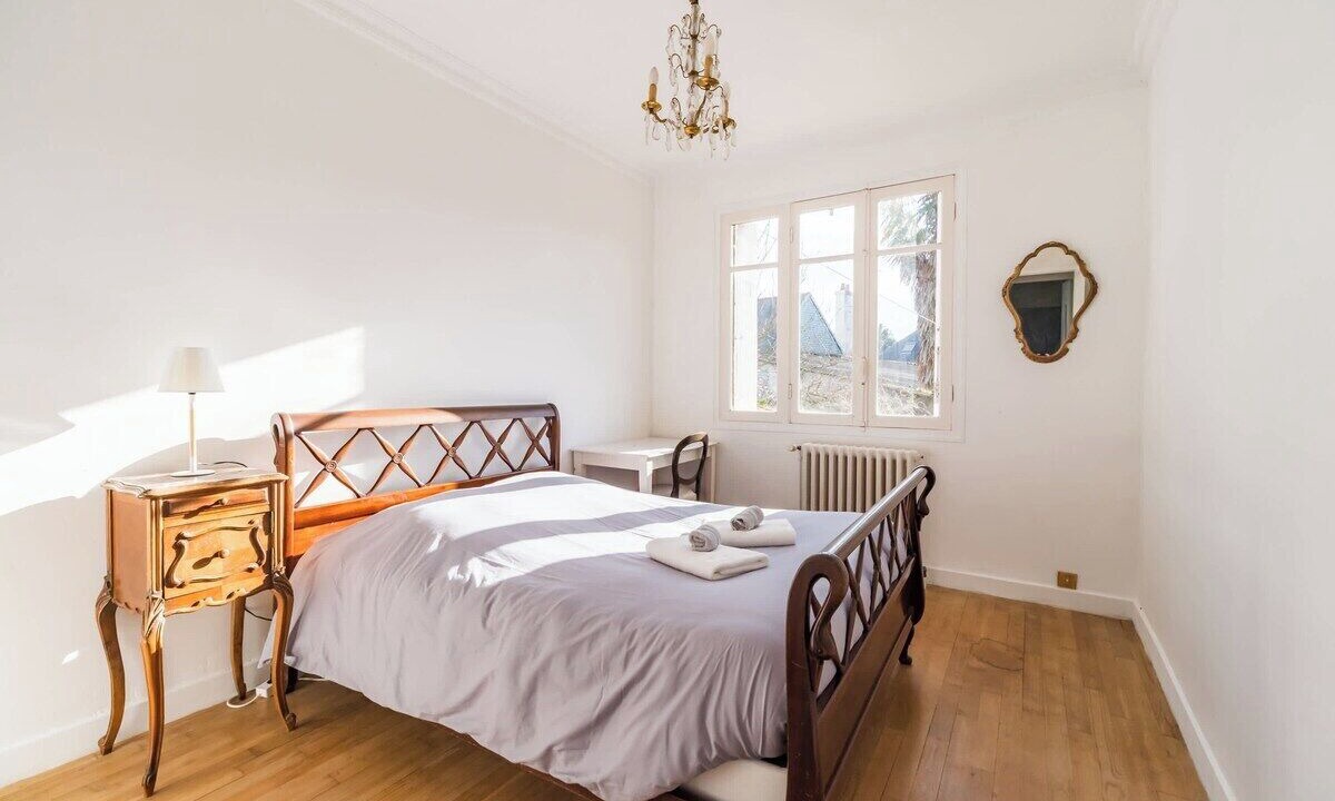 Photo of Bedroom in Lannion
