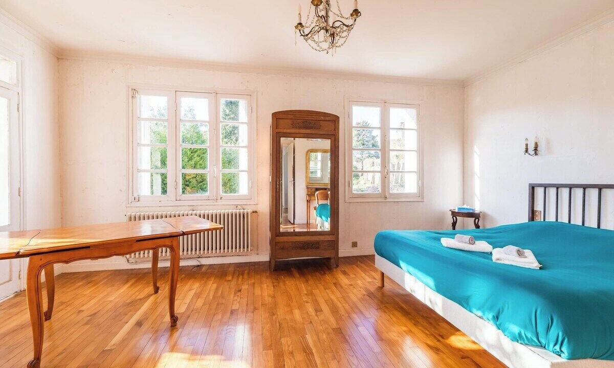 Photo of Bedroom in Lannion