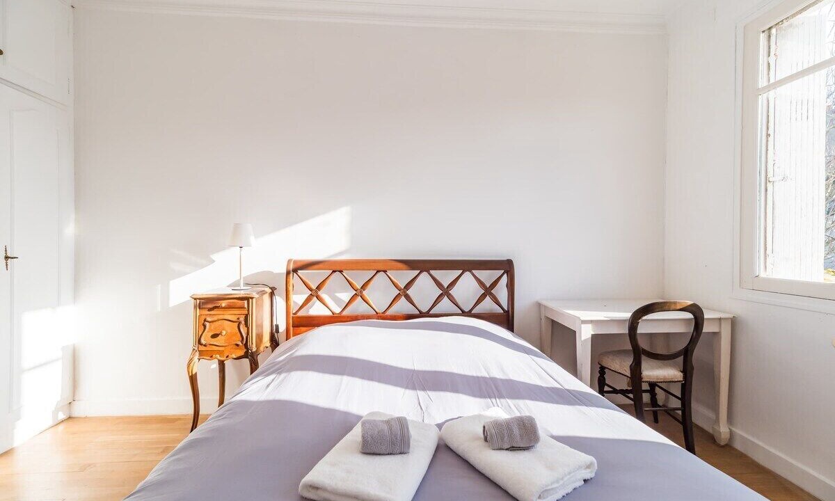Photo of Bedroom in Lannion