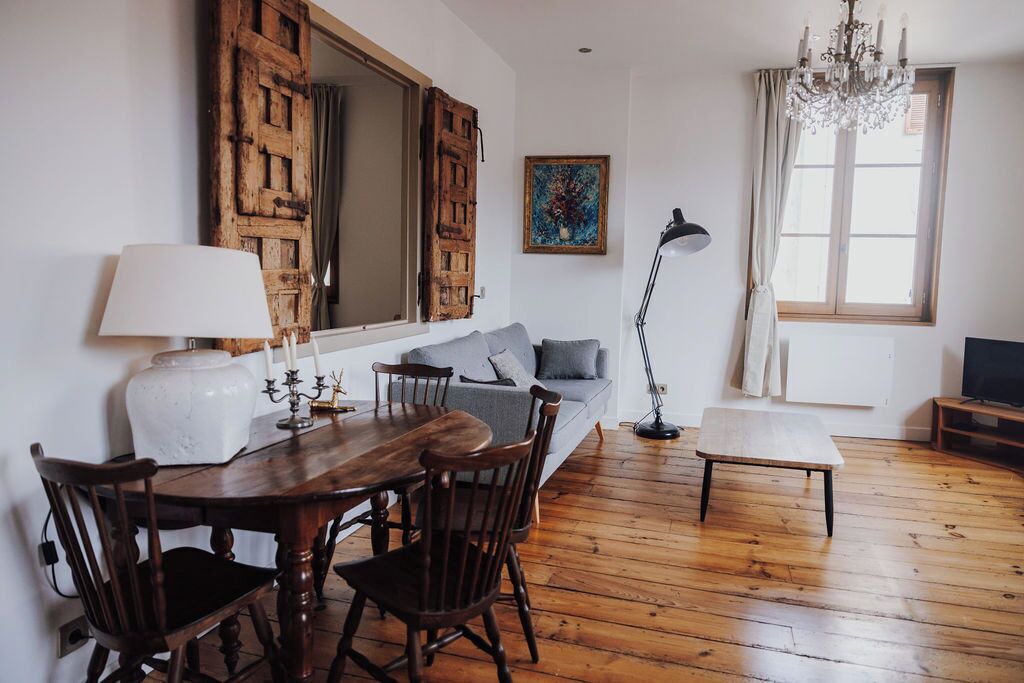 Photo of Livingroom in Bayonne