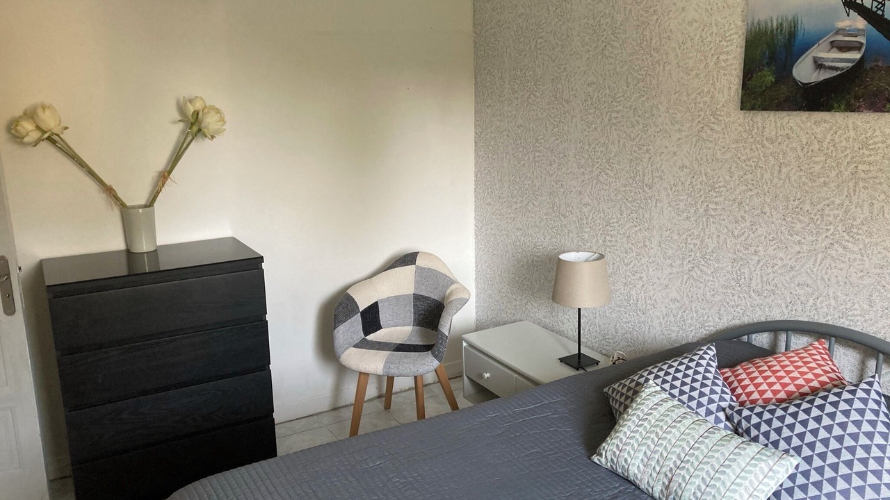 Photo of Bedroom in Plouguiel