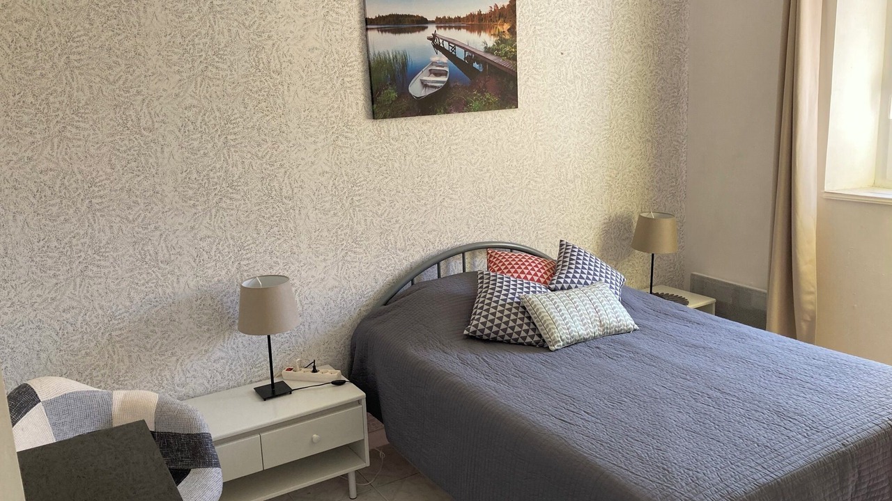 Photo of Bedroom in Plouguiel