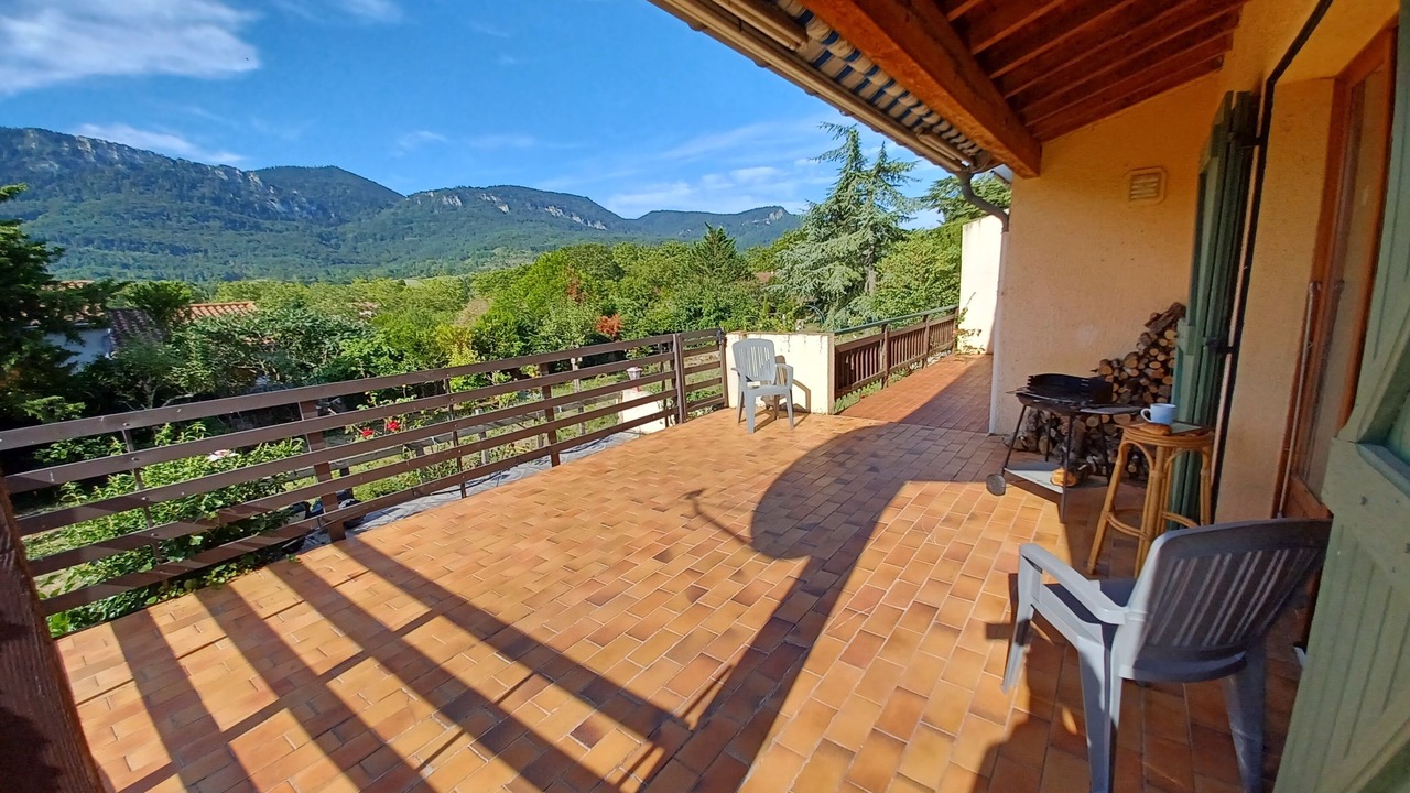 Photo of Patio Balcony in Nebias