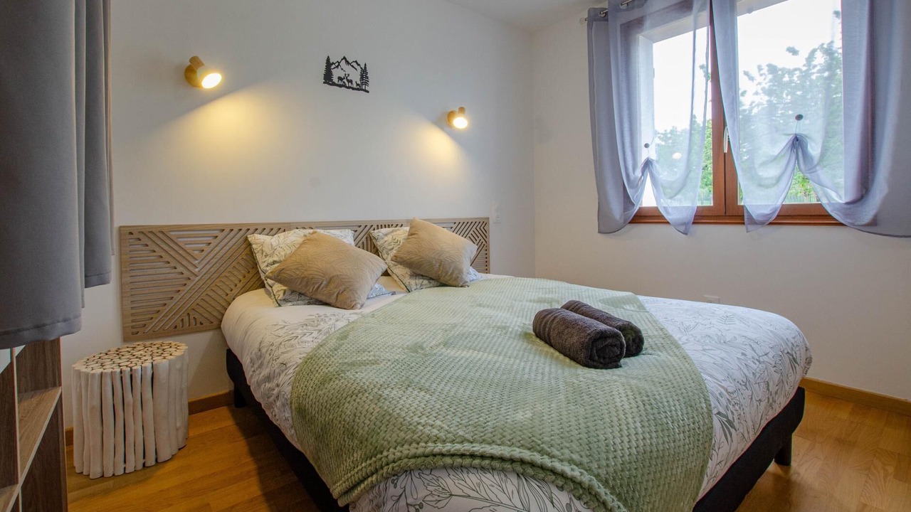 Photo of Bedroom in Piney