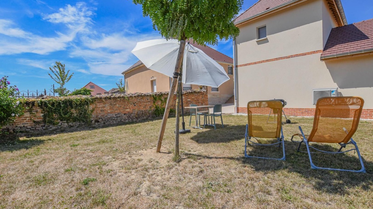 Photo of Outdoor in Morvilliers