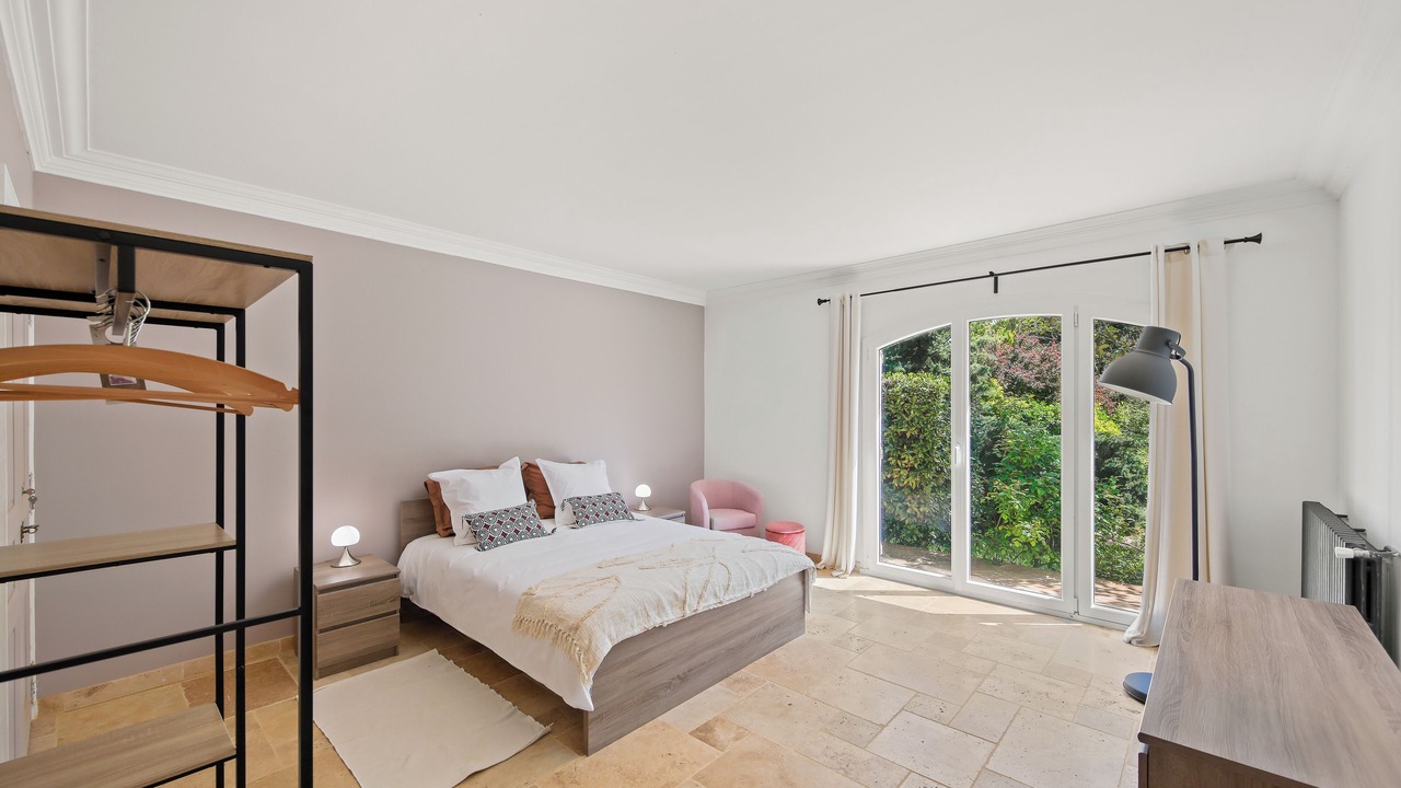 Photo of Bedroom in Collobrieres