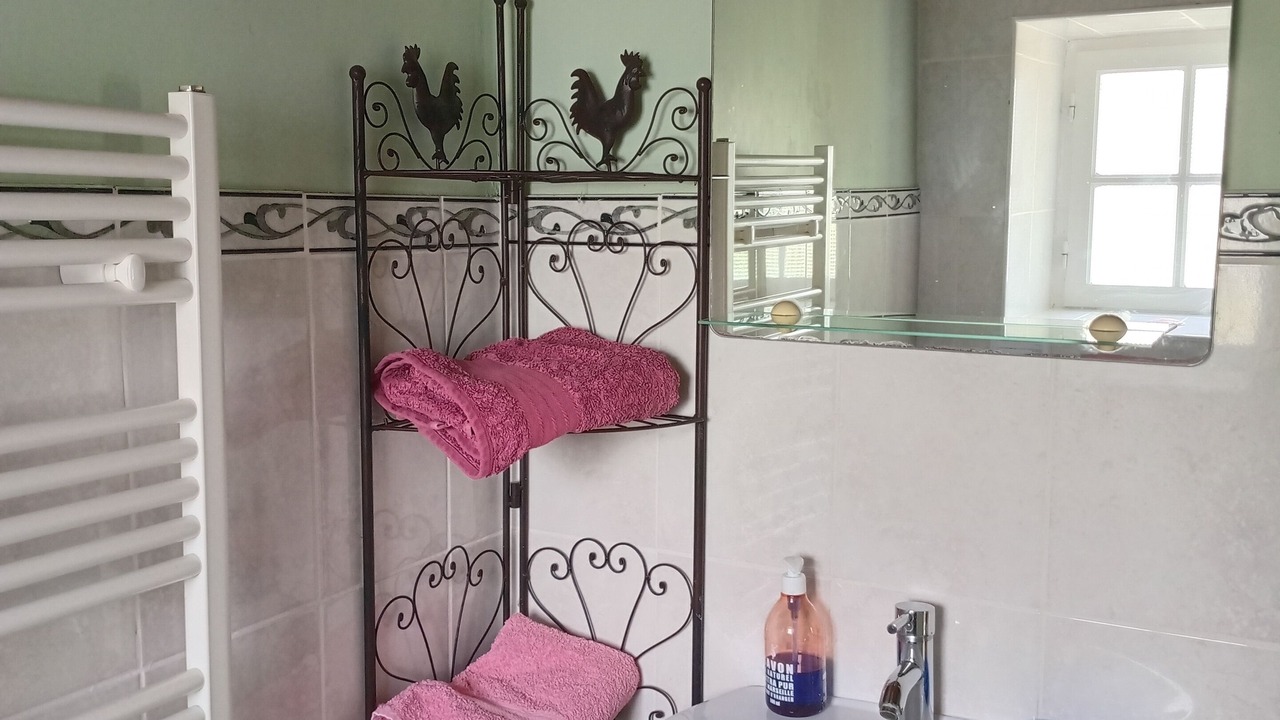 Photo of Bathroom in Bourbriac