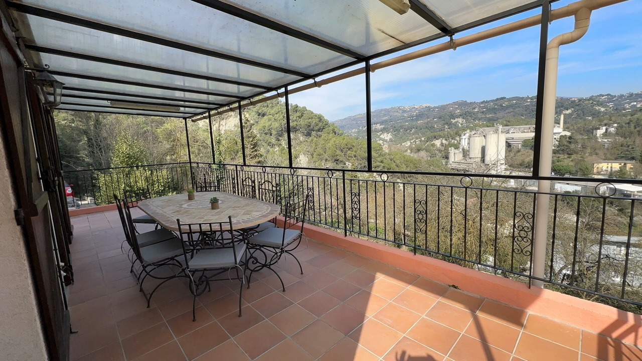 Photo of Outdoor in Contes
