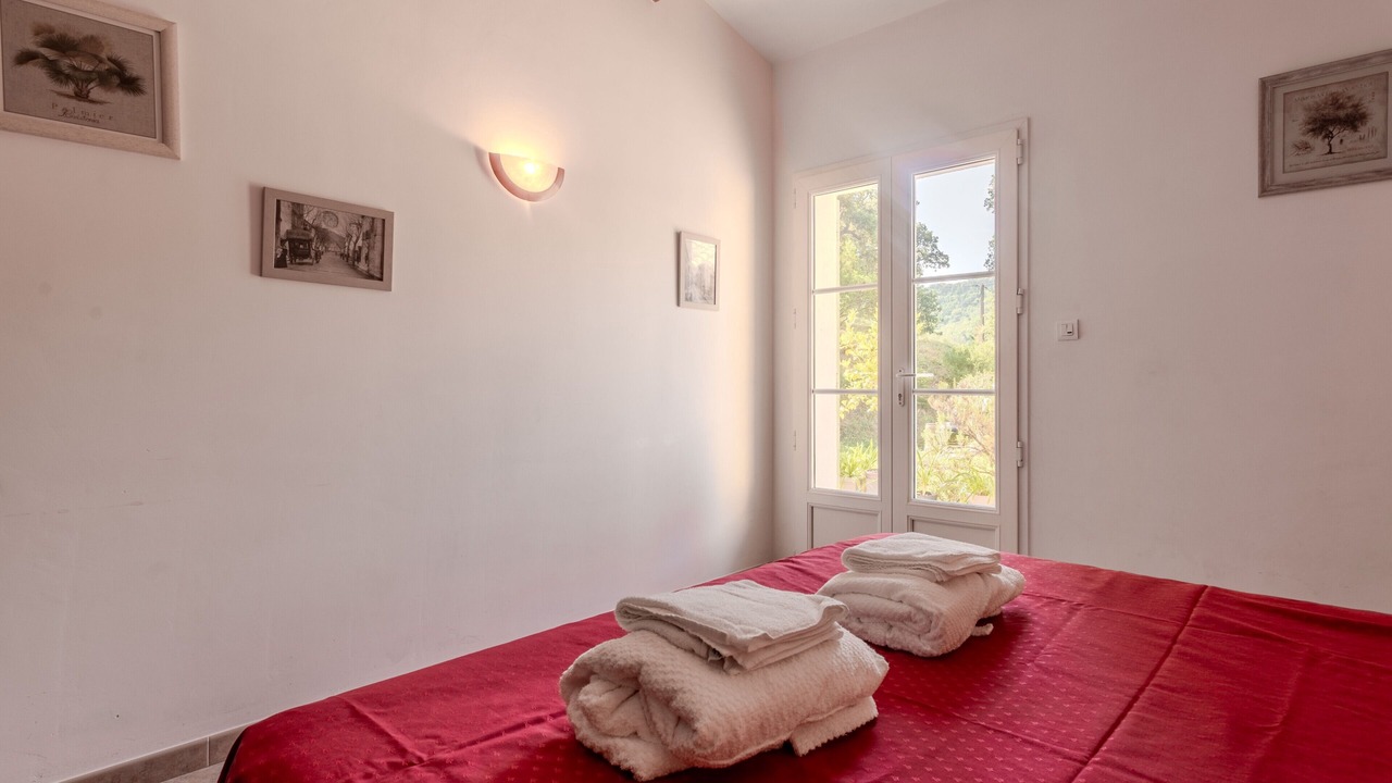 Photo of Bedroom in Collobrieres
