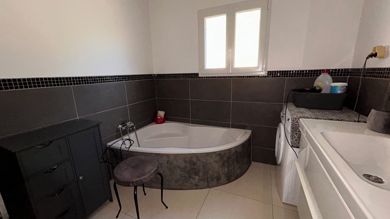 Photo of Bathroom in Montferrat