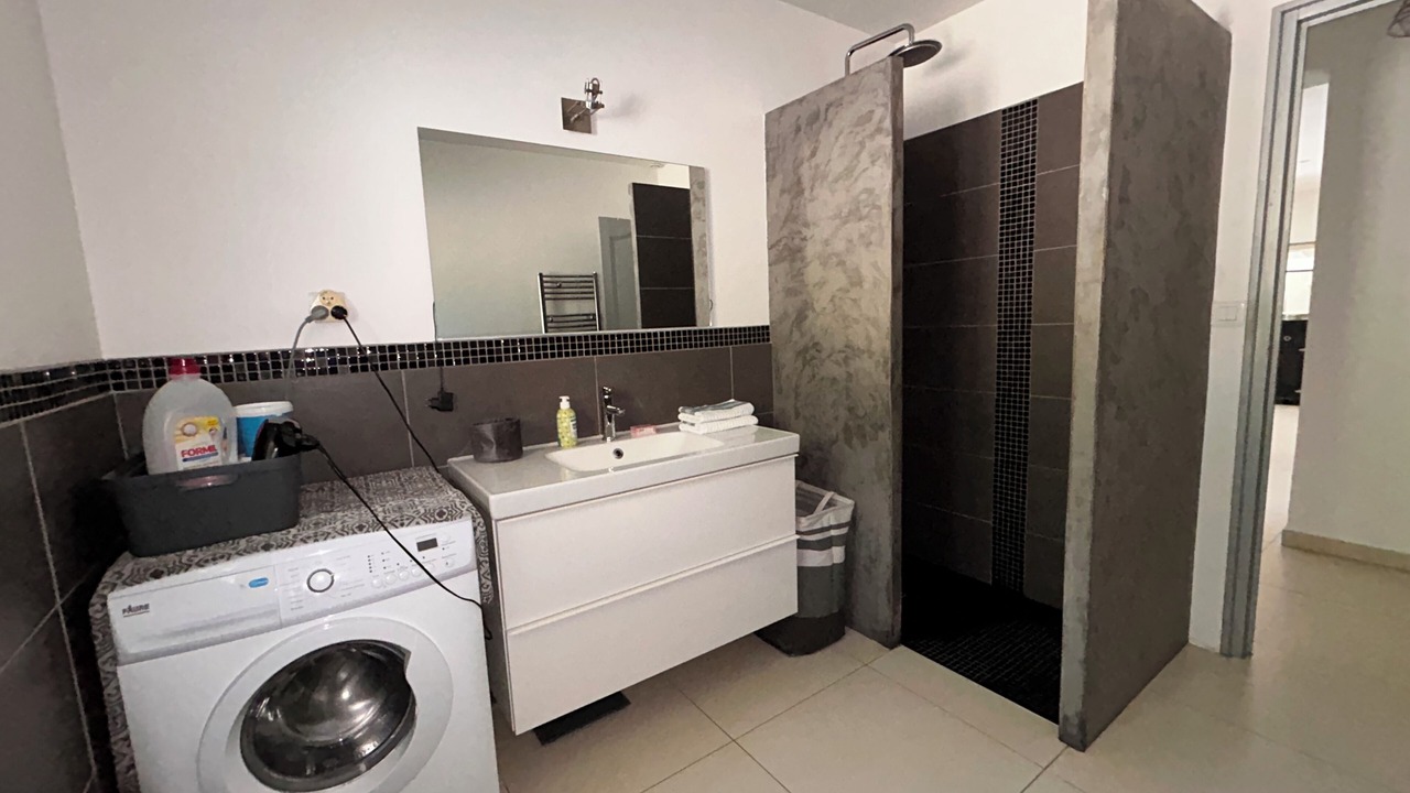 Photo of Bathroom in Montferrat