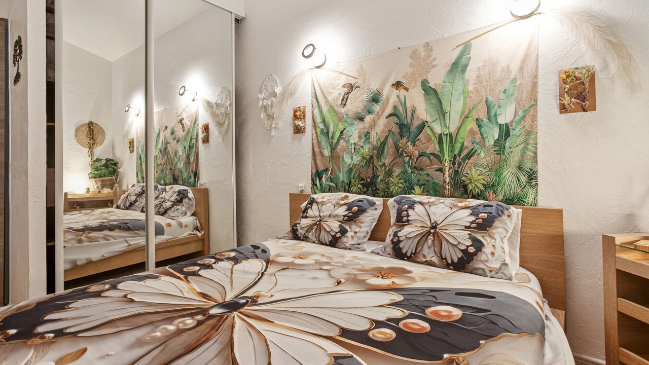 Photo of Bedroom in Cuers