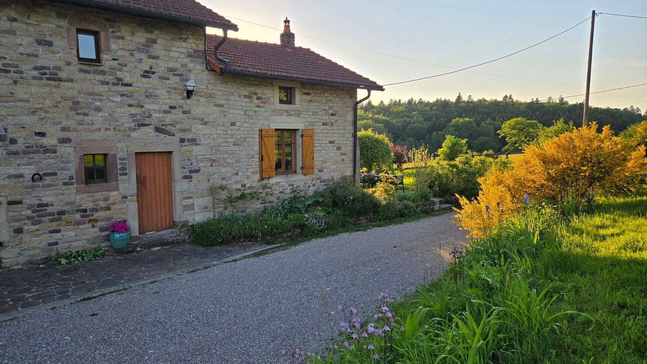 Photo of Outdoor in Gruey-les-Surance